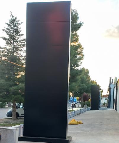 FABRICACION E INSTALACION DE TOTEM 6,30X2,00X0,30 